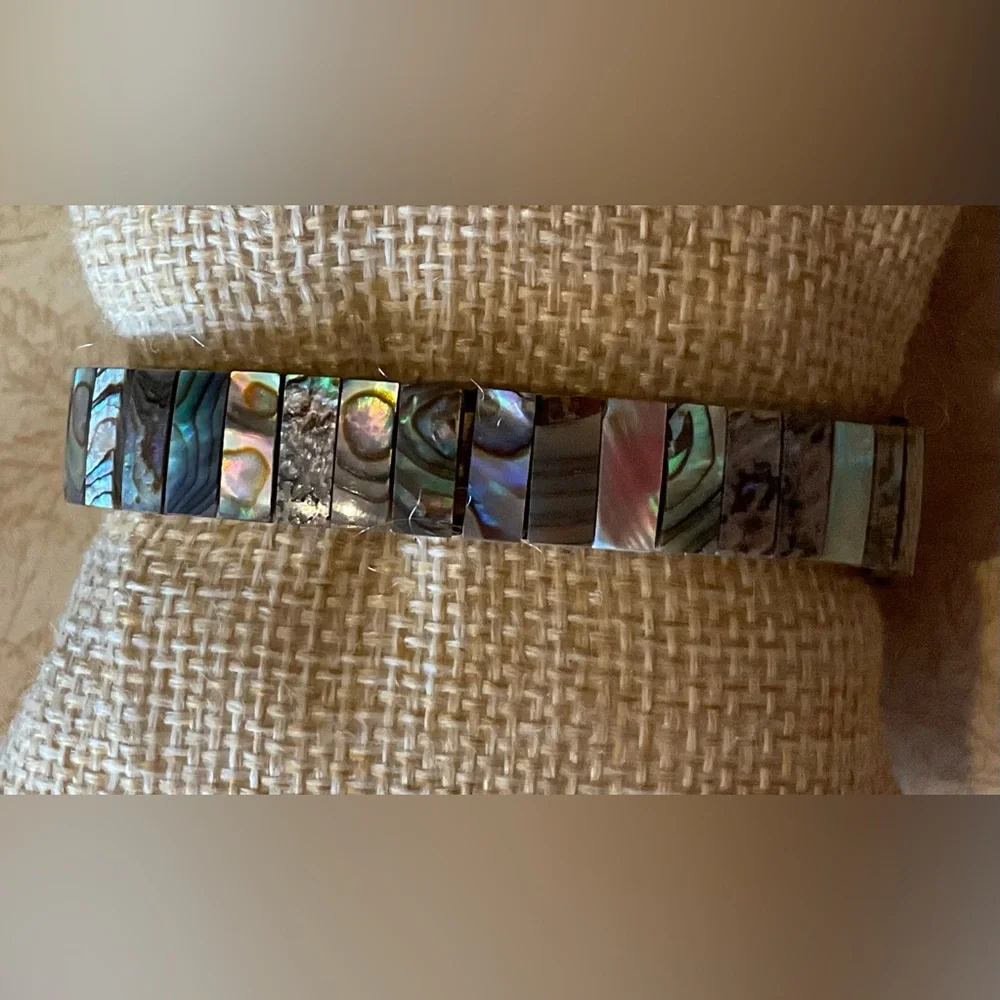 Lucoral: vintage rare ladies Lucoral Abalone swirl indecent colors wrist watch.